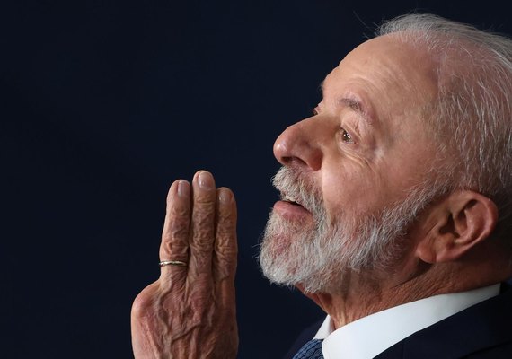 Brasil vai 'julgar e cobrar impostos das empresas americanas digitais', dispara Lula