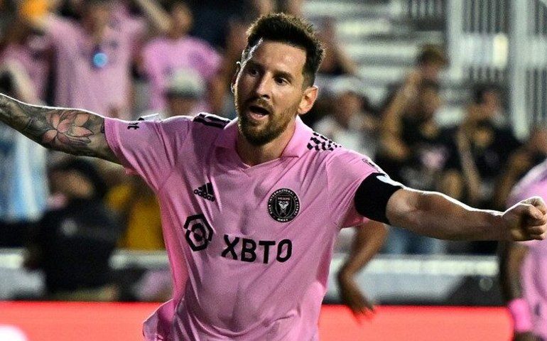 Messi marca dois, 'se diverte' pela 2ª vez jogando nos EUA e Inter Miami goleia o Atlanta