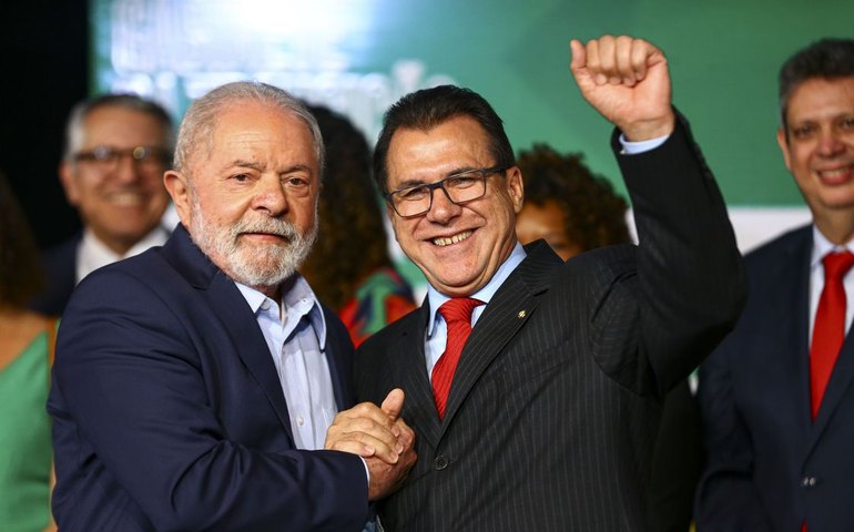 Ministério levará a Lula proposta de valorização do salário mínimo, diz Marinho