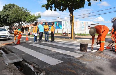 Mobilidade urbana: sinalização horizontal começa a ser revitalizada após recapeamento de vias