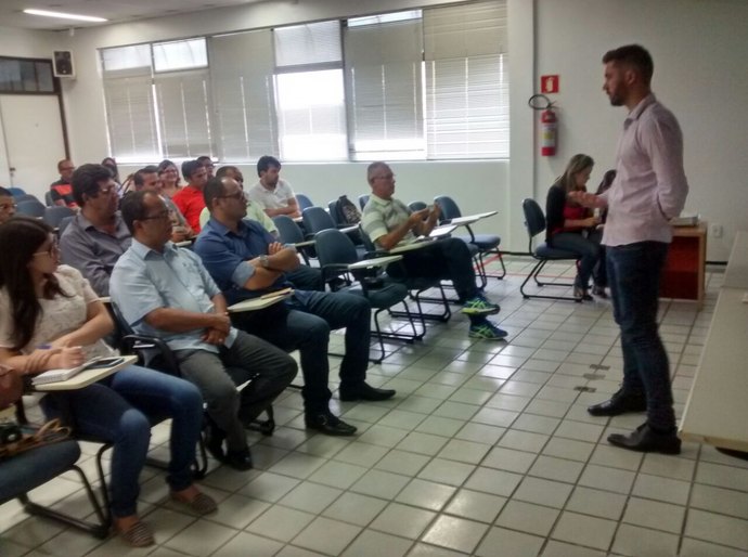 Arapiraca sedia encontro regional dos administradores do Sistema Facilita AL