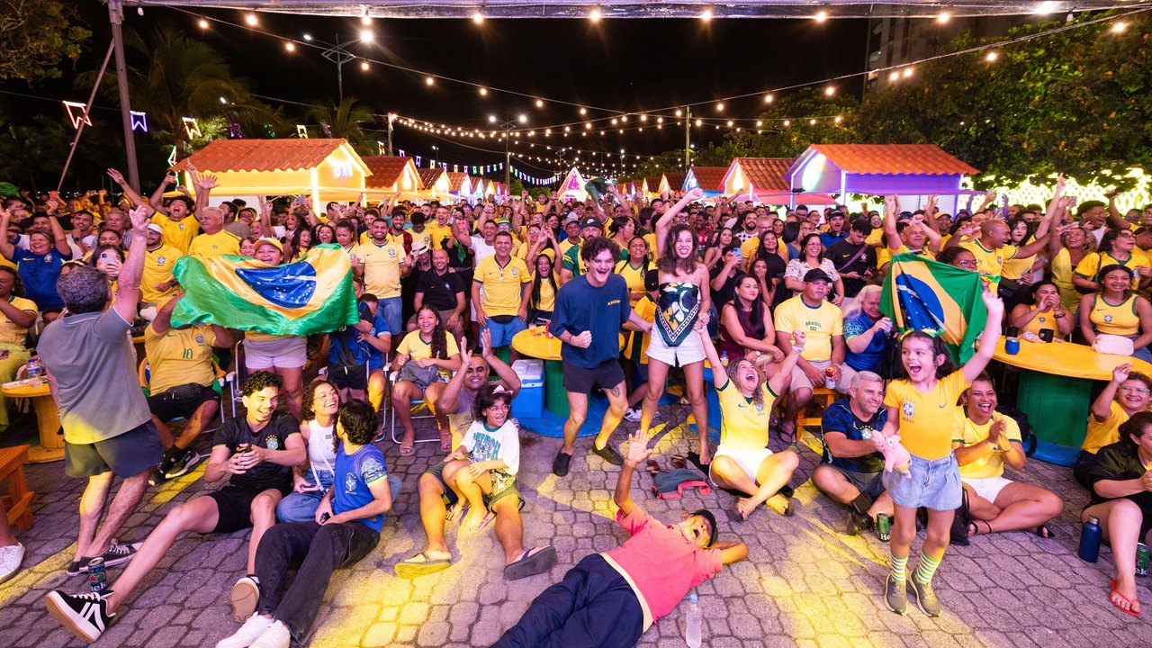 Vila Junina transmite Brasil x Japão e terá programação musical nesta segunda (29)