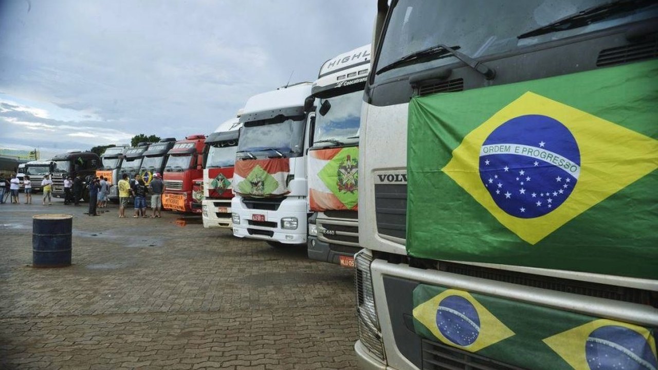 Líderes de caminhoneiros minimizam protestos e defendem resultado da eleição