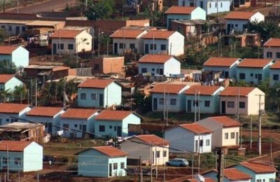 Secretaria de Habitação aprova manual de instruções para regularização fundiária e CNM orienta gestores 