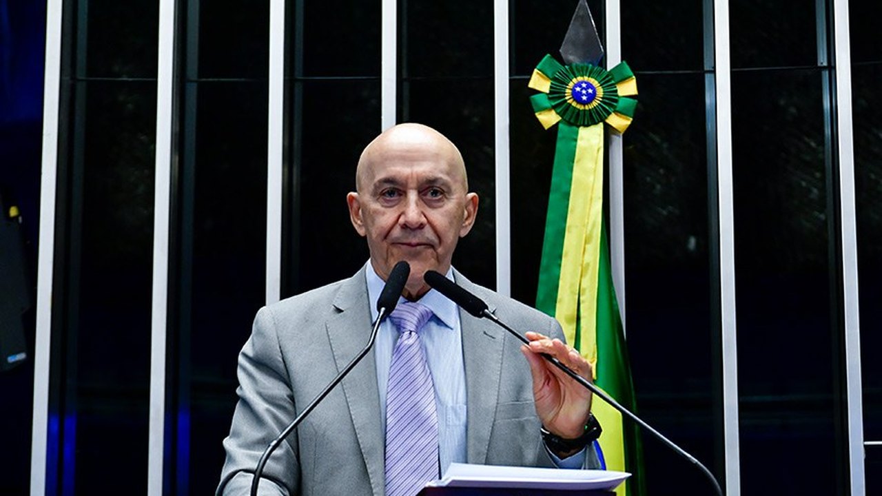 Confúcio Moura destaca dedução de IR para doações a FDCA