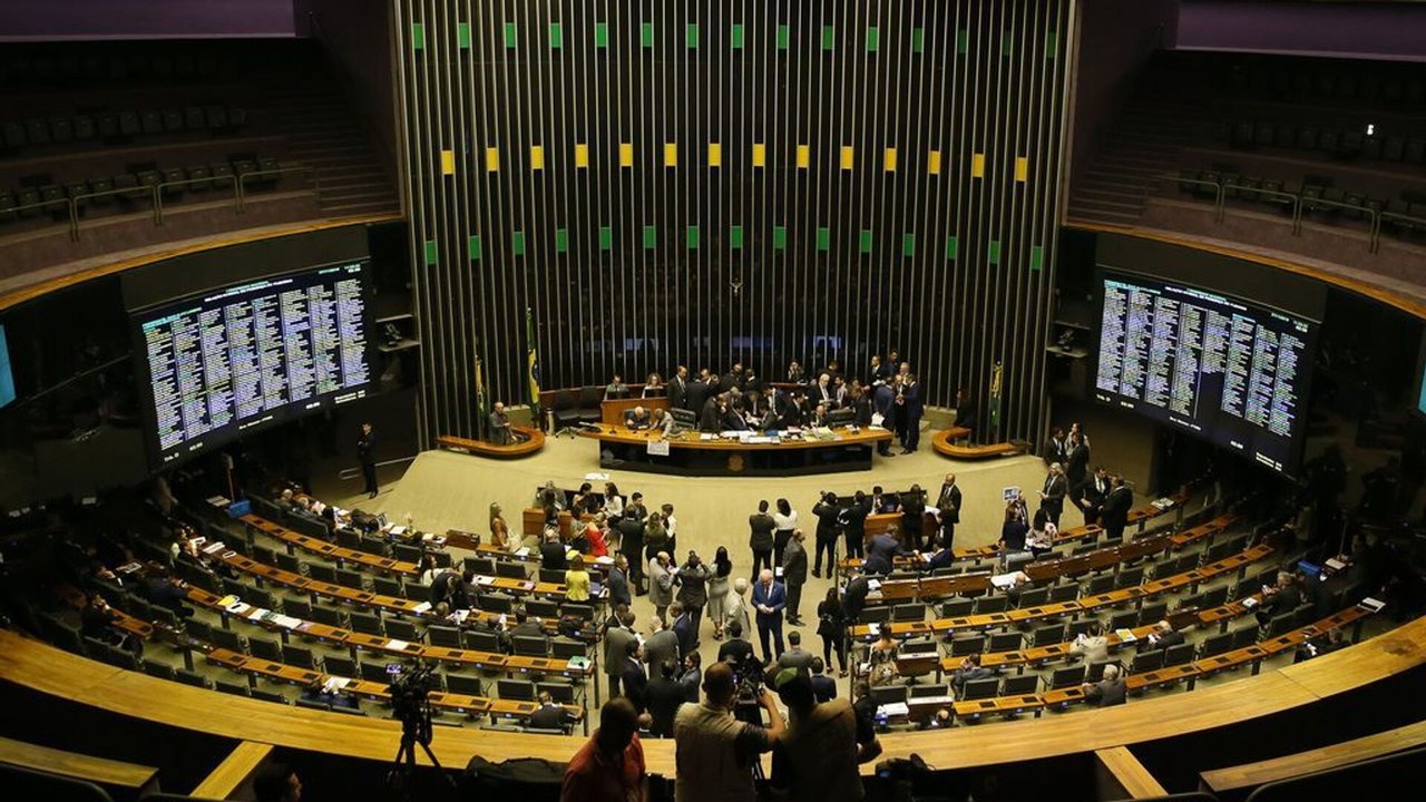 Congresso tem destinado emendas para pagar à ONU, financiar colaboradores e consulados no exterior