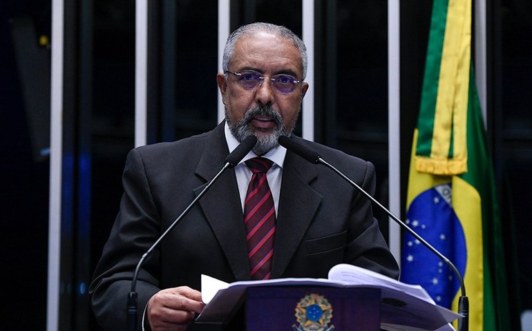 Paim avalia calamidade provocada pelo ciclone que atingiu o Rio Grande do Sul