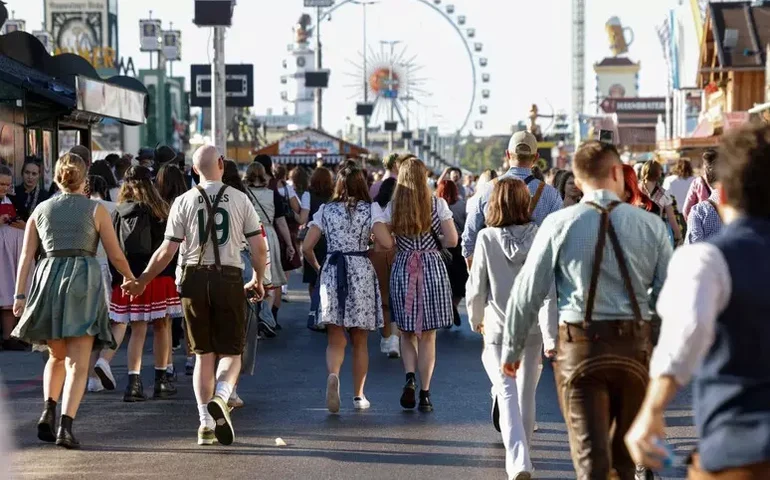 Avistamento de drones em Munique leva a fechamento de aeroporto