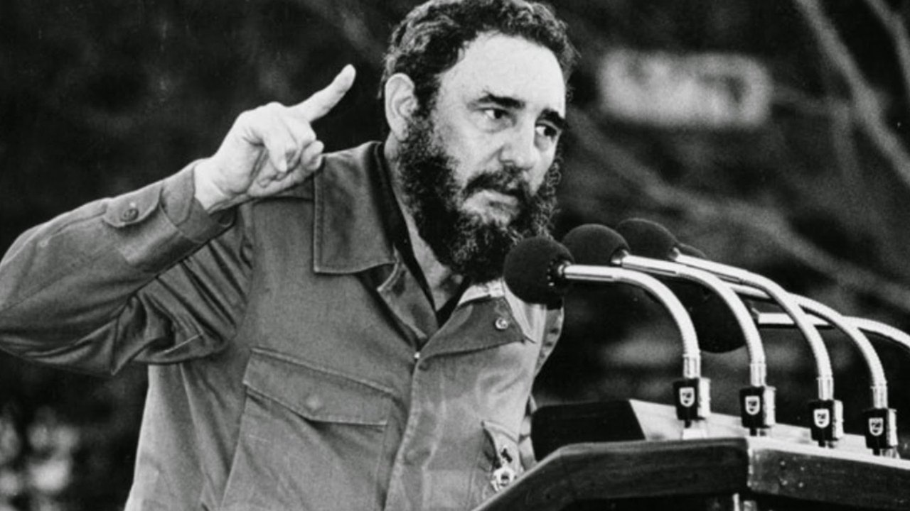 Líder histórico: Fidel Castro morre em Cuba aos 90 anos de idade