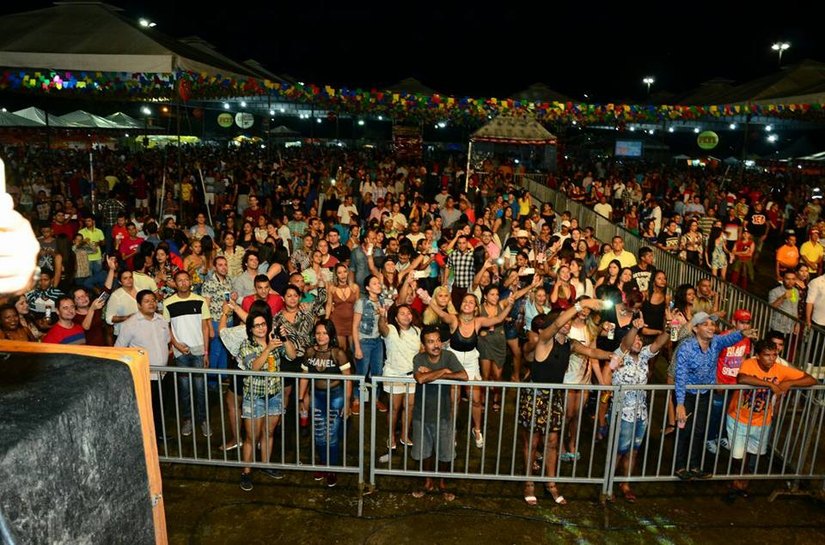 São João de São Miguel dos Campos segue para terceiro dia com muito forró