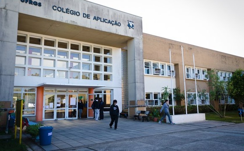 Comissão debate financiamento e funcionamento de colégios de aplicação no sistema federal de educação básica