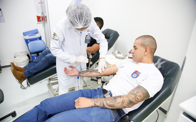 Projeto “Juntos Por Elas” promove doação de sangue para comemorar cinco anos de atividade