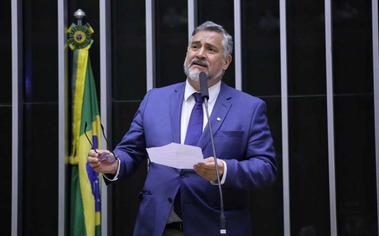 Comissões recebem ministro Paulo Pimenta para discutir planos do governo na área de comunicação