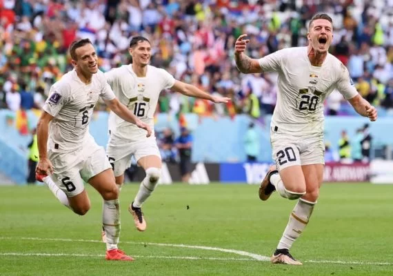 Em jogo de seis gols, Camarões e Sérvia empatam pelo Grupo do Brasil