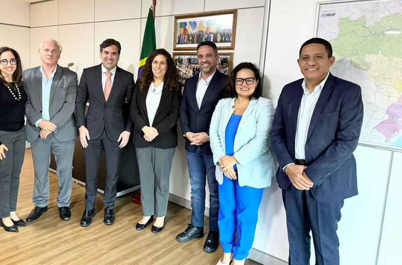 Júlio Cezar integra comitiva de Paulo Dantas em Brasília