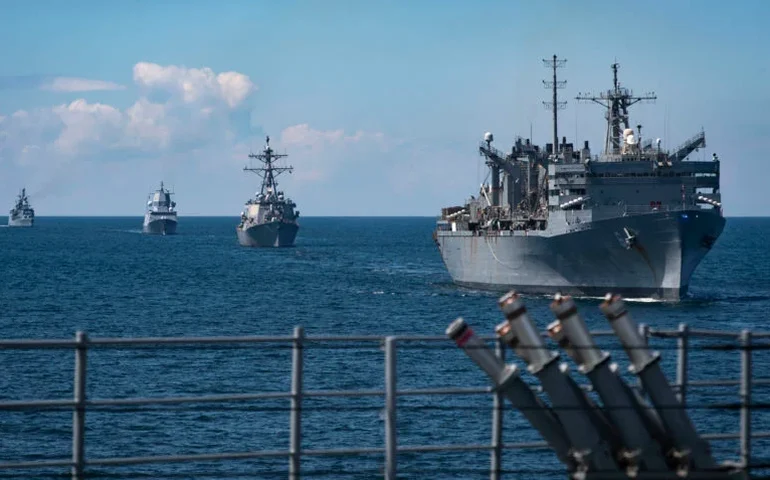 Suécia manda navios militares ao Báltico e diz que não está em paz e nem em guerra