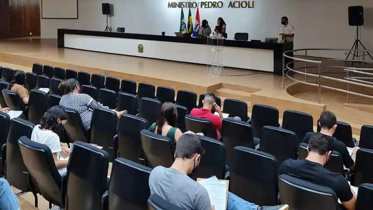 JFAL decide adiar processo de seleção de estagiários devido ao aumento de casos de Covid