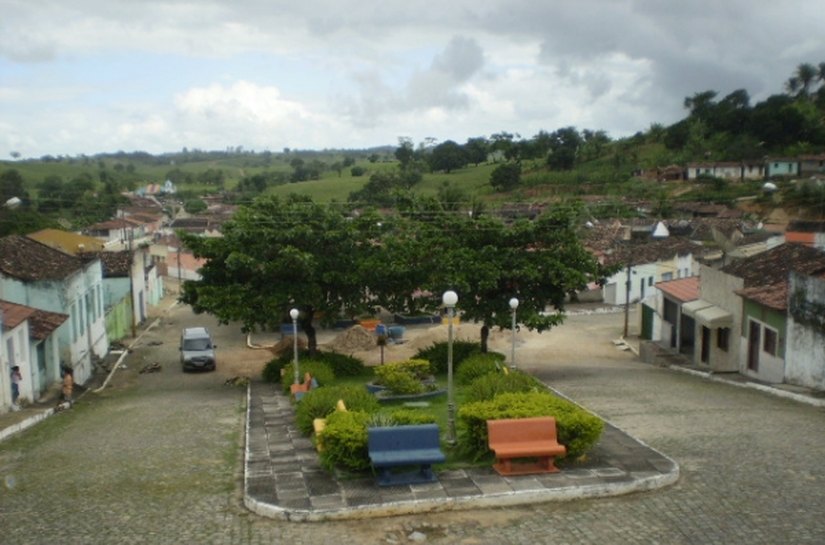 Ação emergencial da Casal restabelece fornecimento de água de Pindoba