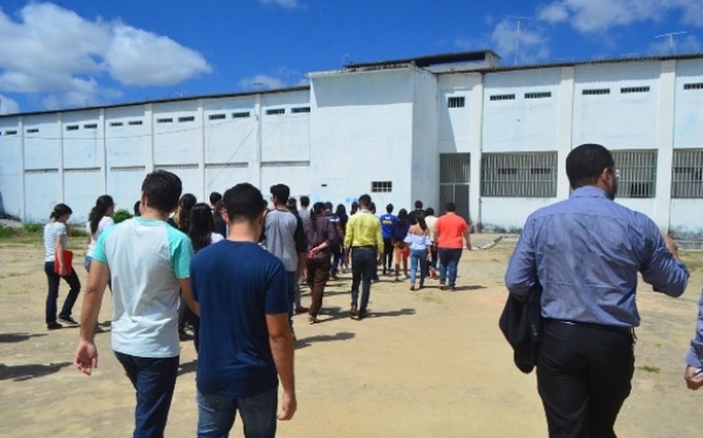 Seris normatiza visita de estudantes no Complexo Penitenciário