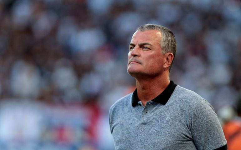 Mazola Júnior não resiste à 3ª derrota no Paulistão e é demitido da Portuguesa