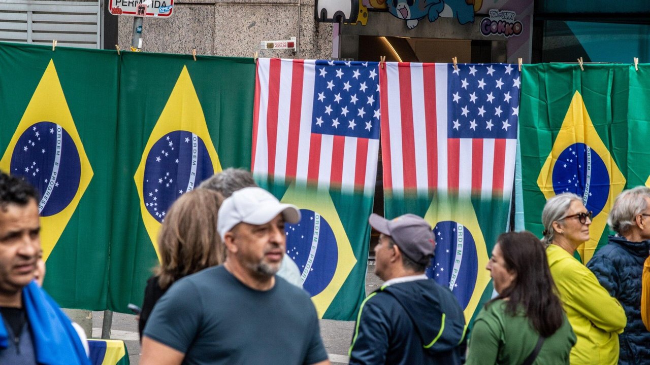 Tarifa de 25% dos EUA mobiliza indústria e agronegócio do Brasil em defesa conjunta, diz mídia