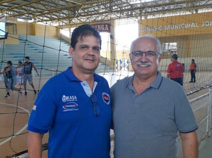Rogério Teófilo prestigia 1ª edição do Open Arapiraca de Basquete