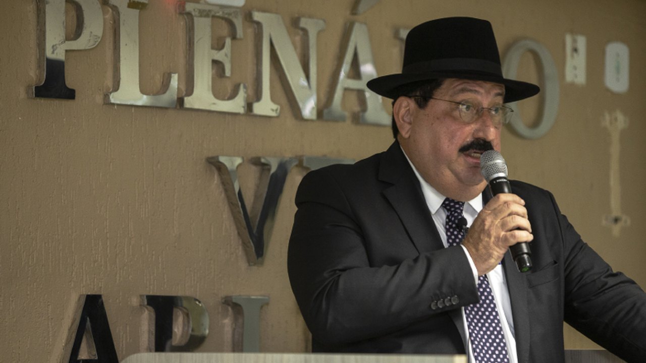 Gilberto Gonçalves toma posse para o segundo mandato como prefeito de Rio Largo