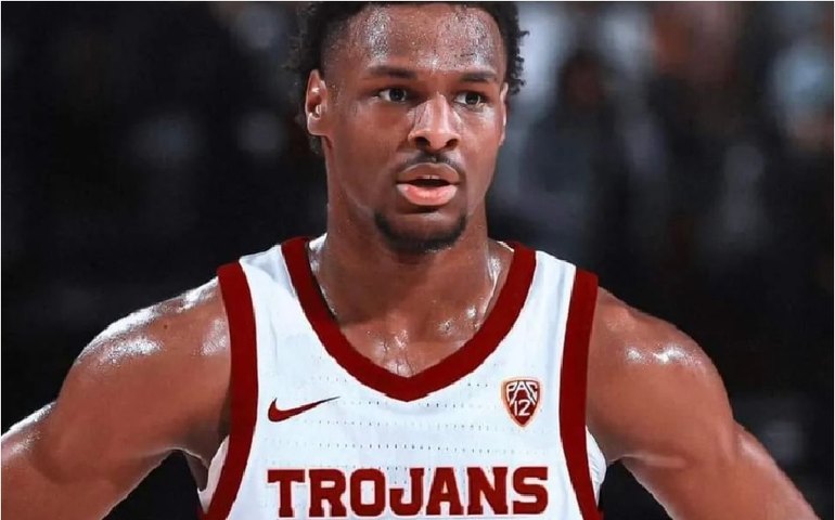 Filho de LeBron James sofre parada cardíaca durante treinamento