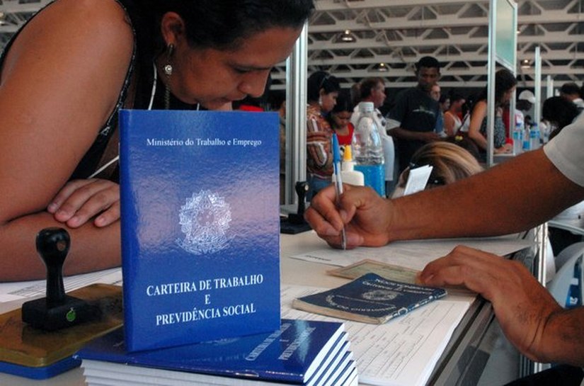 Custos com trabalhador estimulam a proliferação de pessoas jurídicas