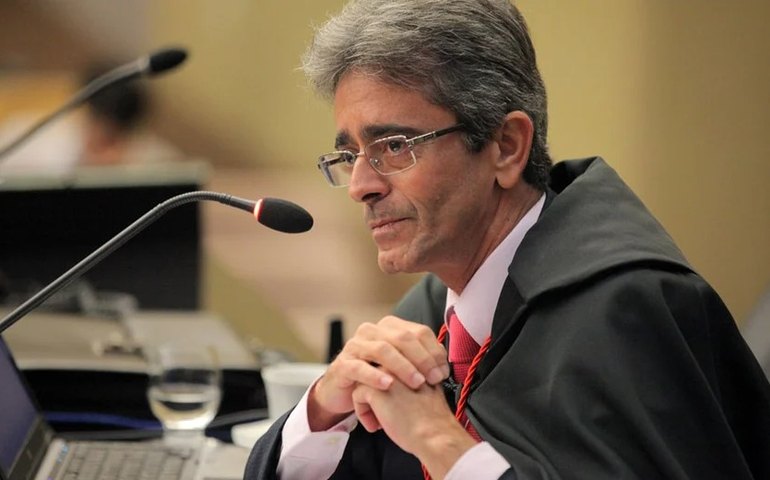 Tribunal de Justiça de Alagoas nega pedido da Câmara de Rio Largo e mantém prefeito e vice no cargo