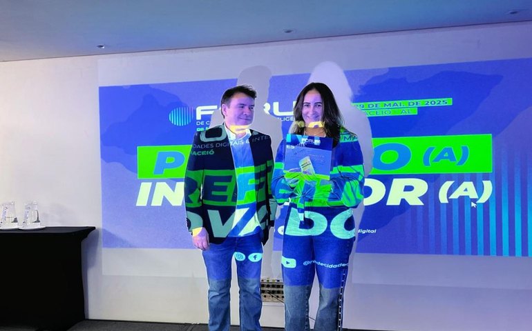 Arapiraca recebe Prêmio de reconhecimento de Prefeito Inovador durante Fórum da Rede de Cidades Digitais*