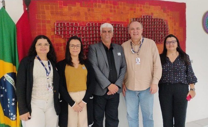 Reitor da Ufal, Josealdo Tonholo, recebeu a equipe do Projeto Transformadores Digitais para uma visita técnica