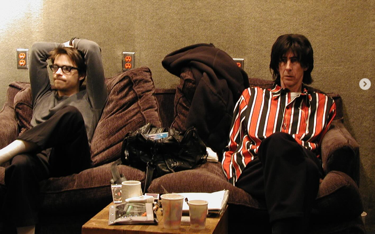 Weezer: Hit nos anos 1990, banda volta ao Brasil avalizada pela juventude