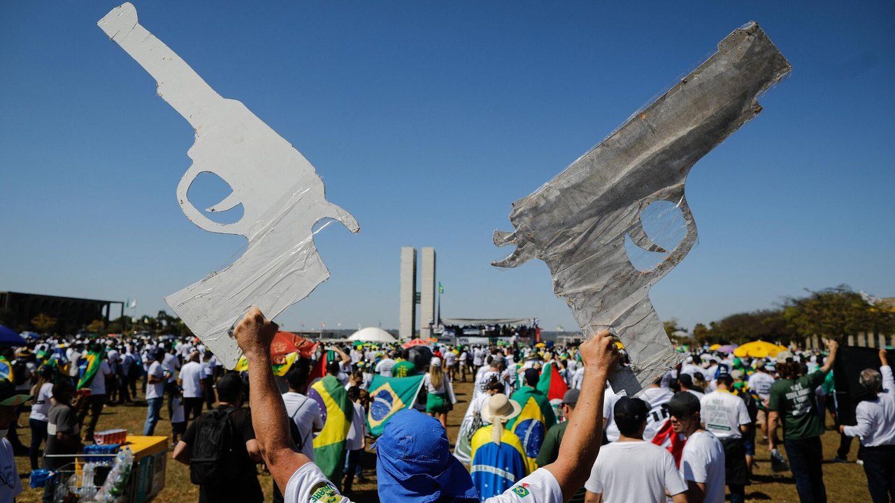 Fiscalização e registro de armas para cidadãos agora é responsabilidade da PF