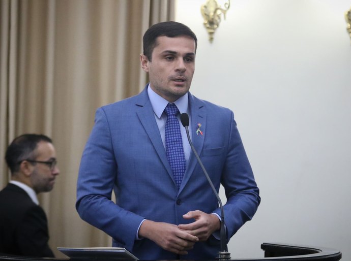 Deputado Alexandre Ayres destaca ações e propostas do seu mandato para pessoas com autismo