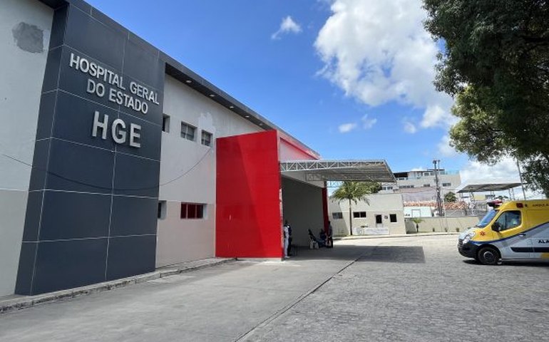 Duas pessoas morrem nesta quinta-feira, em acidente no Jacintinho
