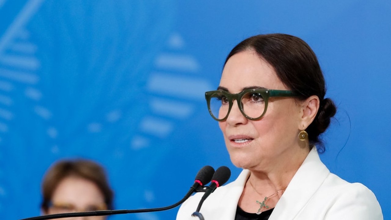 ‘Será que a secretaria vai virar um obituário?’, questiona Regina Duarte
