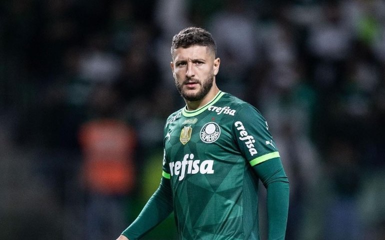Palmeiras confirma lesão de Zé Rafael; Marcos Rocha inicia transição