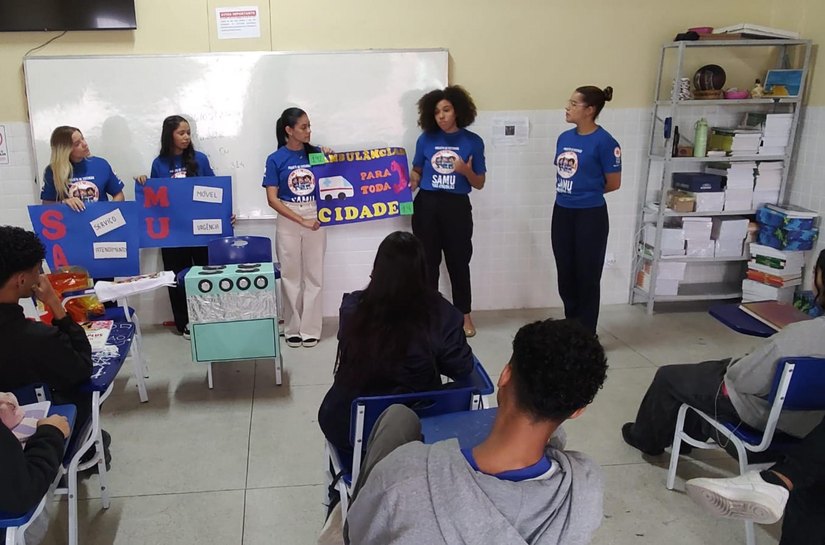 Samu leva noções de primeiros socorros e cidadania a alunos de escola na Santa Amélia