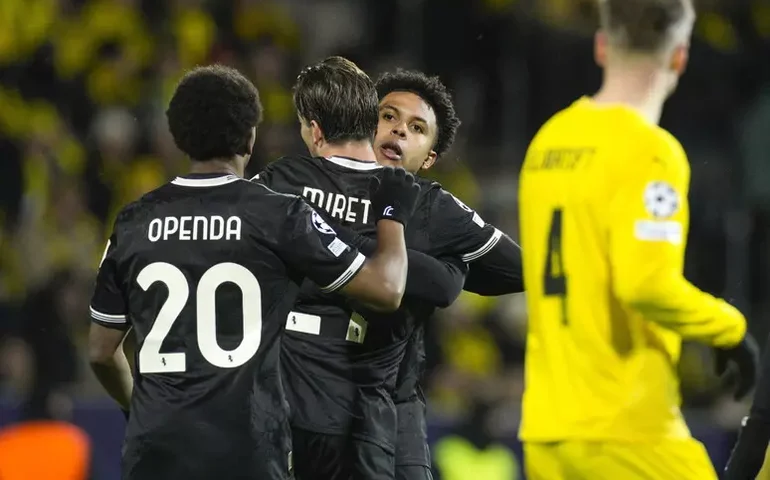 Juventus e Napoli vencem na Champions League