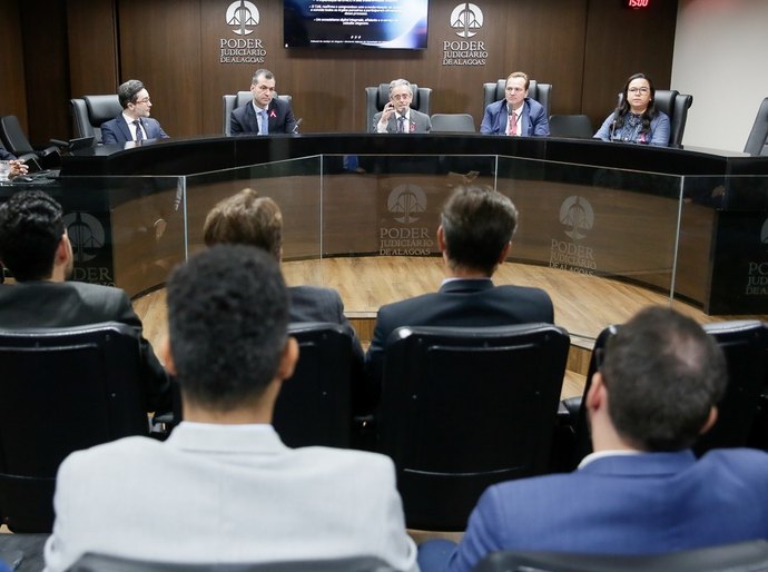 Presidente do TJAL reúne comitê interinstitucional do sistema Eproc