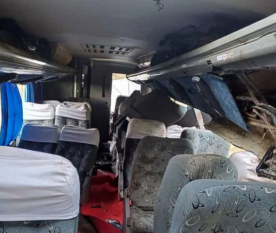 Sobe para 17 número de mortos por acidente com ônibus em Pernambuco
