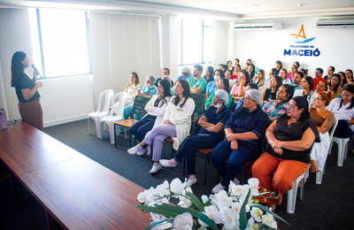 Colaboradores do Hospital da Cidade celebram troca de experiências com consultores do Albert Einstein