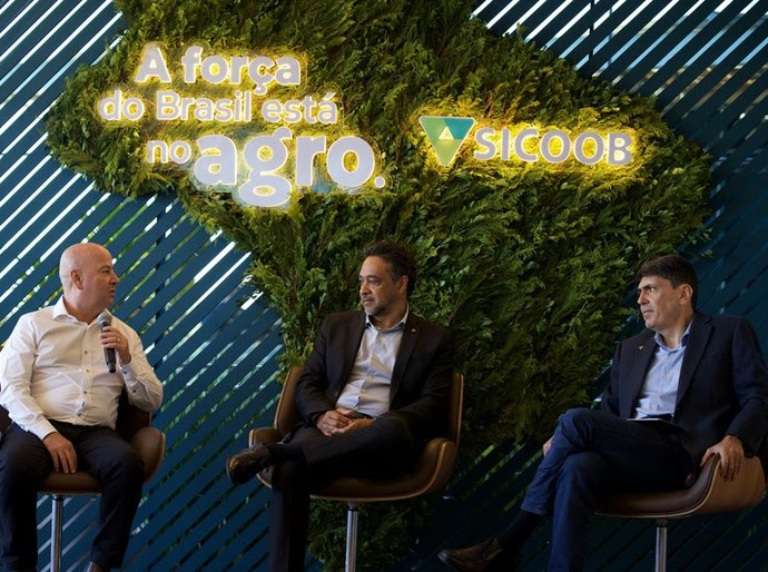 Crédito Rural: Sicoob projeta R$ 60 bilhões em concessões na Safra 25/26