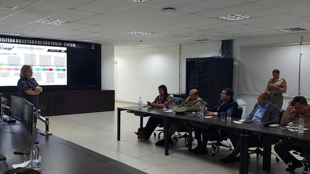 Implantação de câmeras corporais é tema de visita realizada pelo MP à PM de São Paulo
