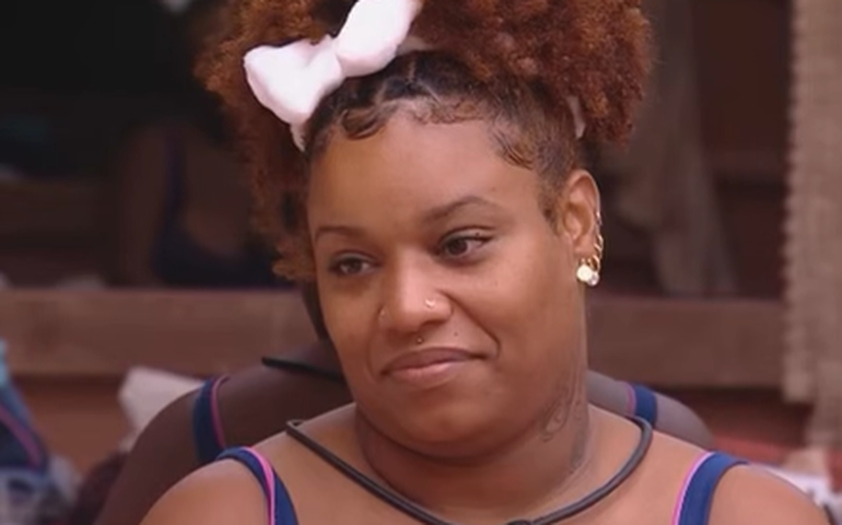 Ciúmes de Mateus atrapalhou Vitória no 'BBB 25'? Camilla opina: 'Eram bastante ciumentos'