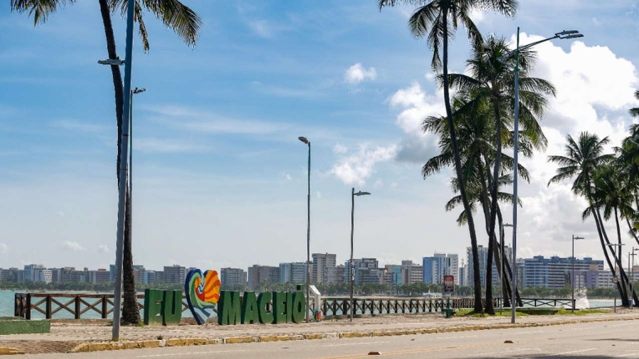 Ir à praia está proibido em Alagoas até 20 de maio para conter coronavírus