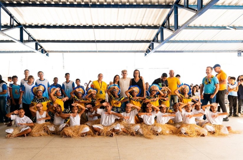 Arte em Movimento conecta escolas da rede municipal por meio da cultura