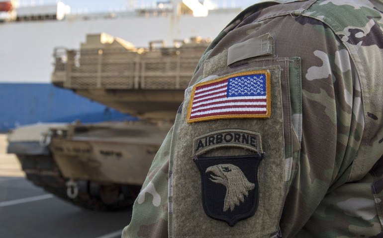 Europa 'teme' que os EUA possam retirar tropas do Leste Europeu, sugere mídia alemã