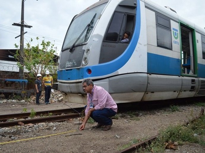 Vistorias em veículos leves sobre trilhos garantem segurança a passageiros